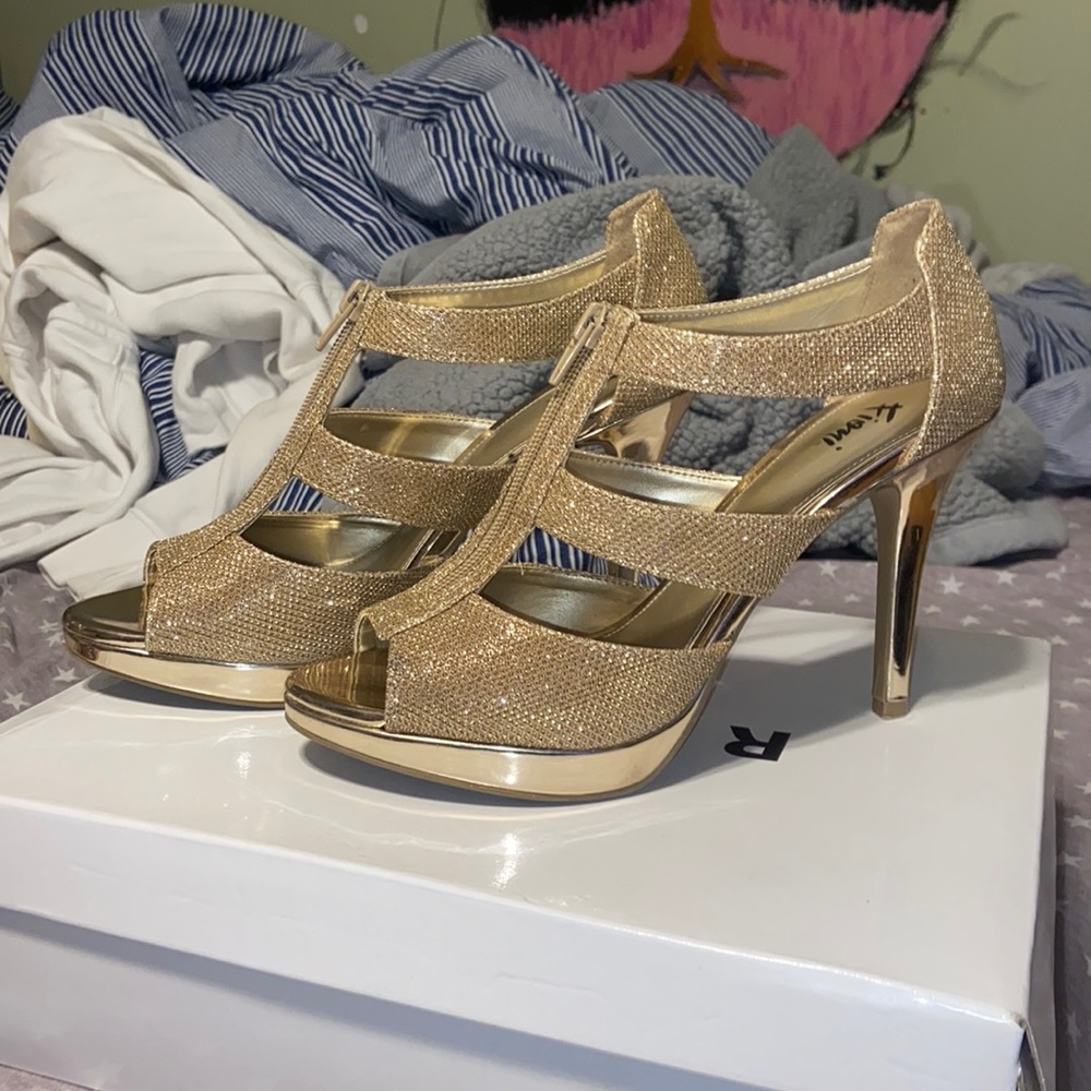 Gold zipper heels